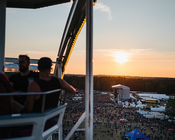 Freundschaft feiern: Botschafterprogramm geht beim Hurricane und Southside in die dritte Runde